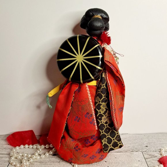 Exquisite Vintage Japanese Porcelain Geisha Doll - Picture 2 of 10